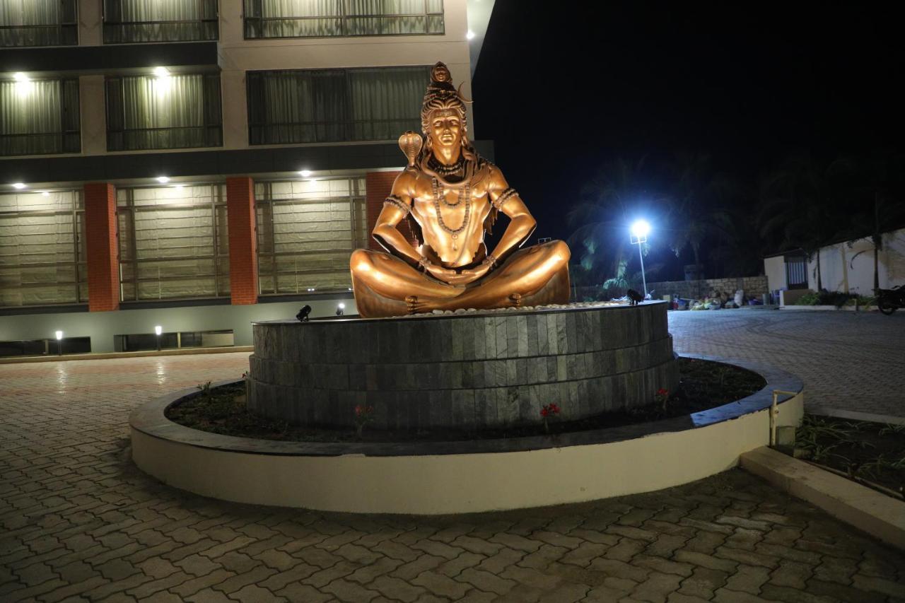 Vits The Somnath Gateway Hotell Exteriör bild