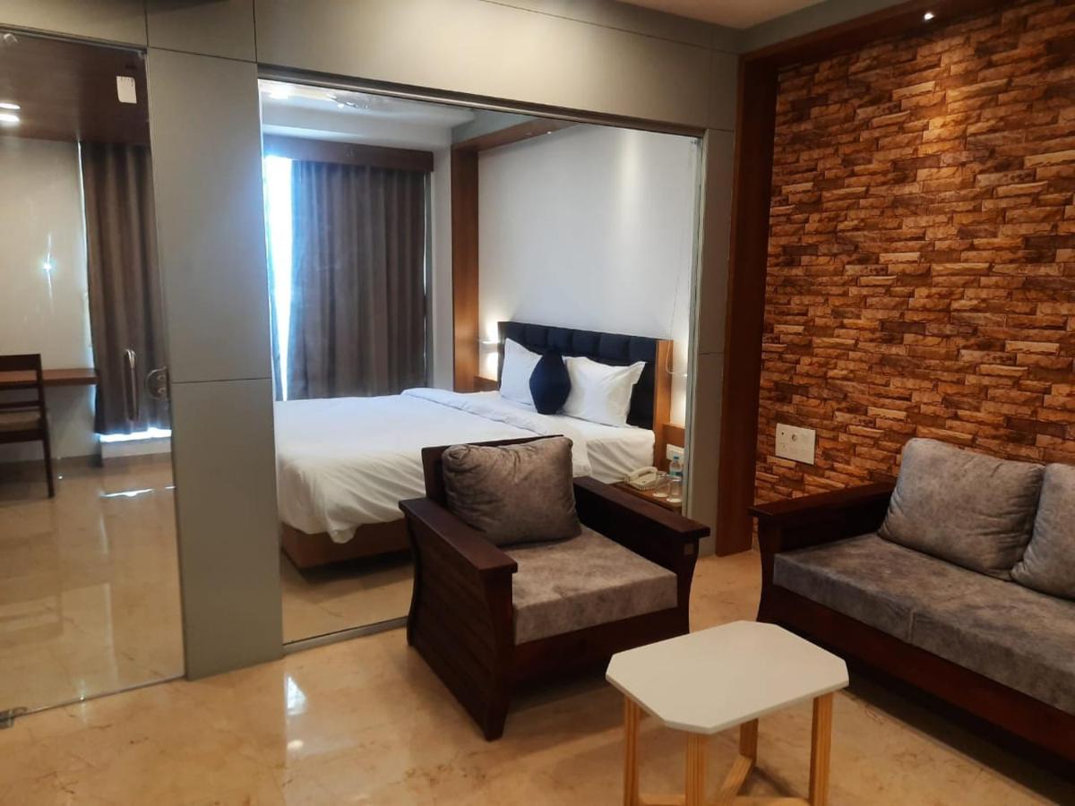 Vits The Somnath Gateway Hotell Exteriör bild