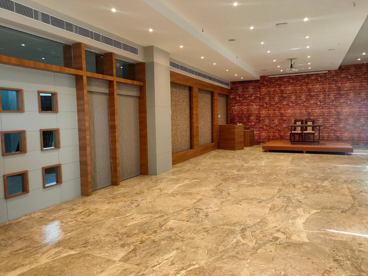 Vits The Somnath Gateway Hotell Exteriör bild