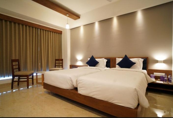 Vits The Somnath Gateway Hotell Exteriör bild