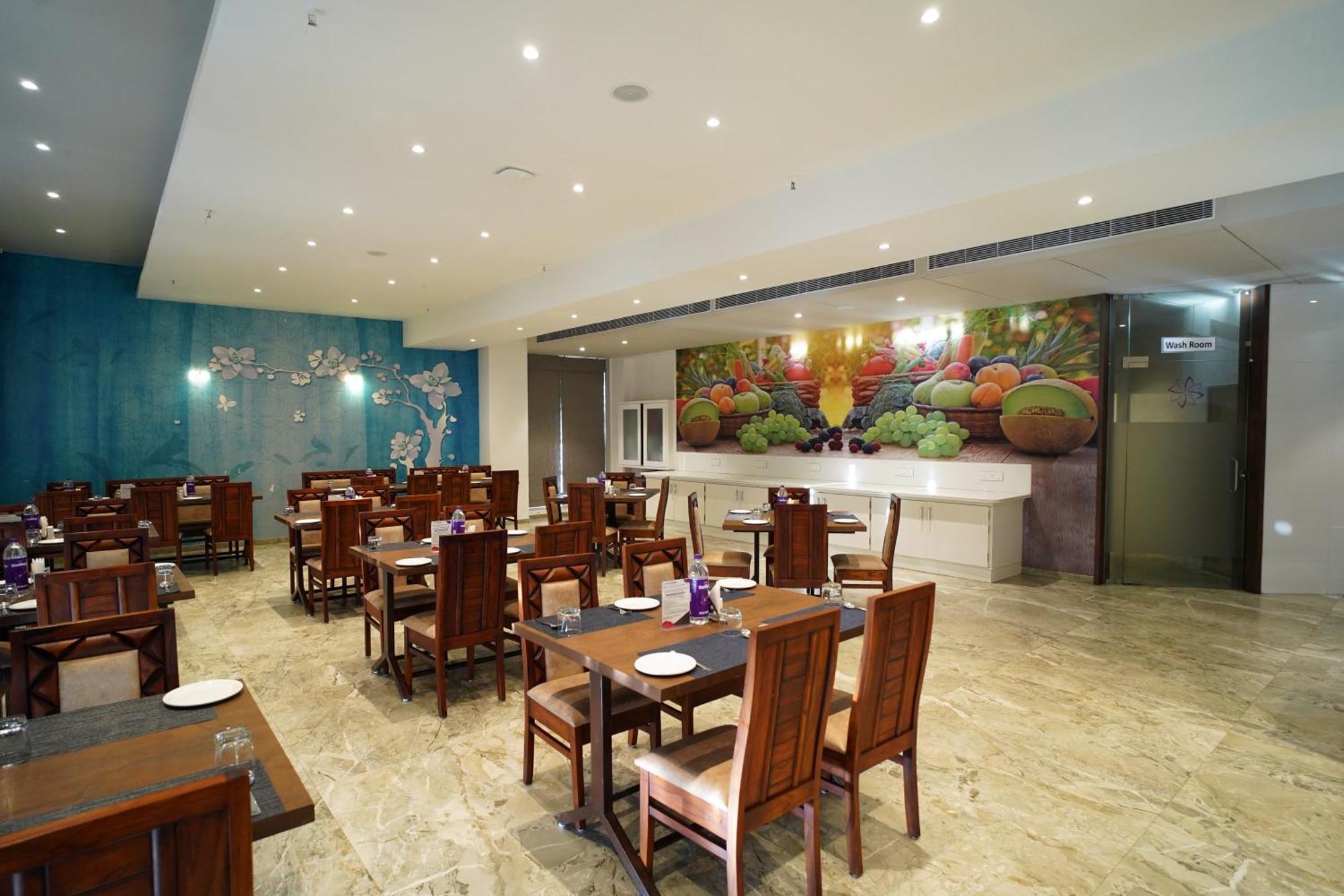 Vits The Somnath Gateway Hotell Exteriör bild